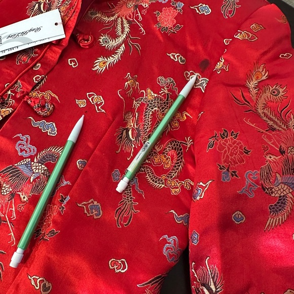 NWT Chinese Embroidered Silk Padded Jacket Red & Black Dragon Women’s Size Small - Picture 11 of 11